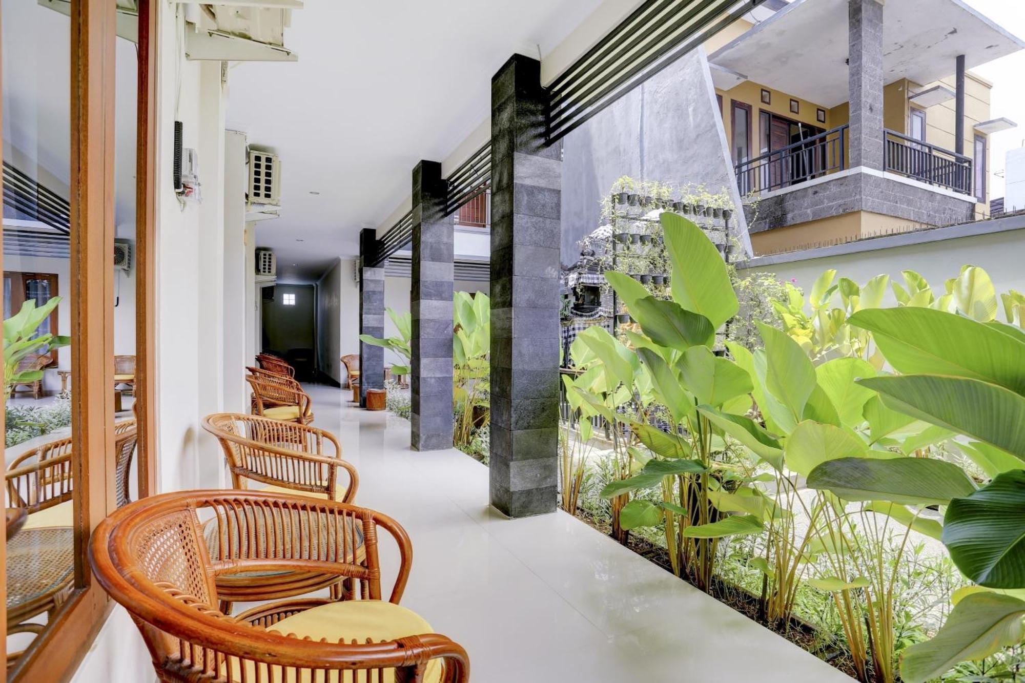 Oyo 90232 มาร์ช 67 สเตย์ Hotel Balian ภายนอก รูปภาพ
